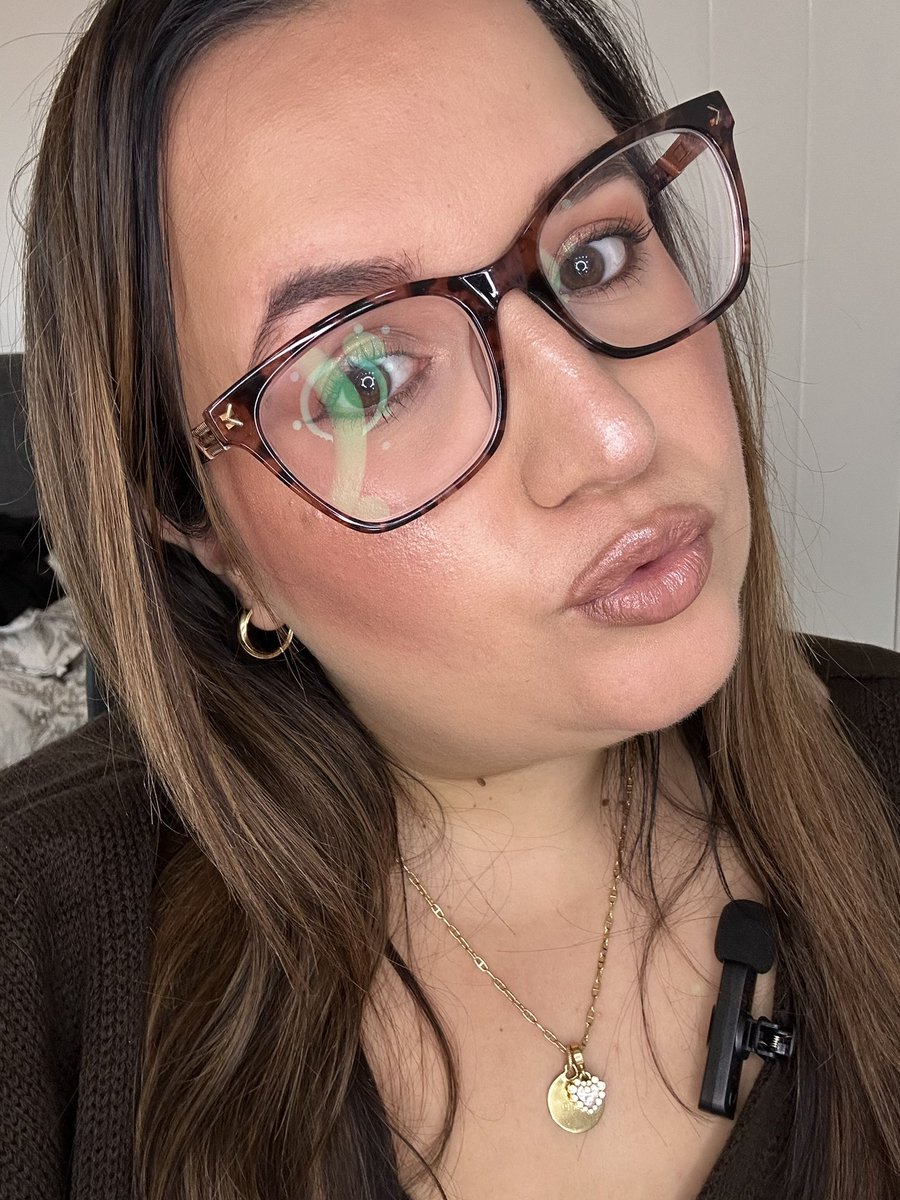 ChelsieHun_'s tweet image. Interested in beauty, follow my TikTok: Chelsies.lab ❤️❤️