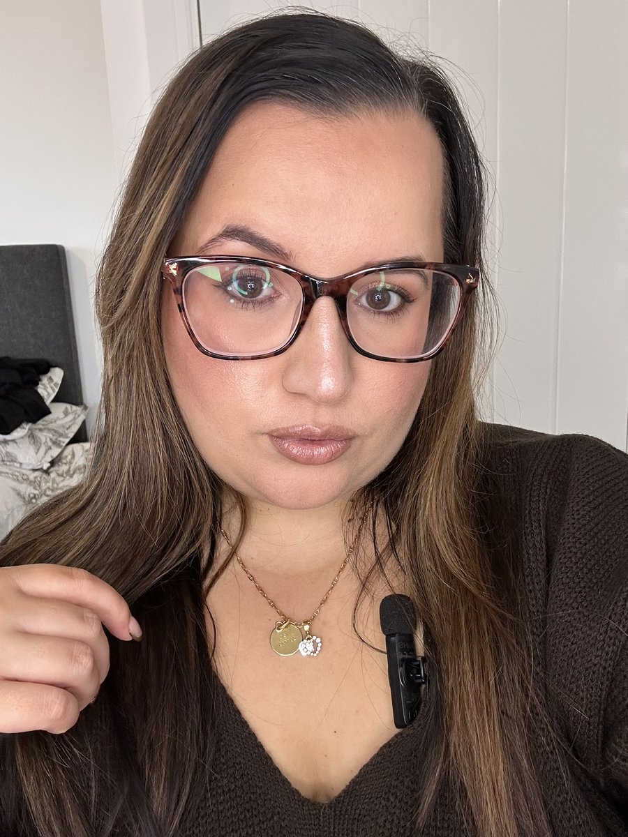 ChelsieHun_'s tweet image. Interested in beauty, follow my TikTok: Chelsies.lab ❤️❤️