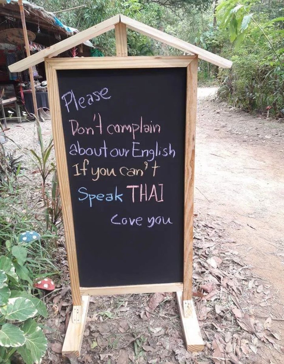 This sign in Thailand 🇹🇭