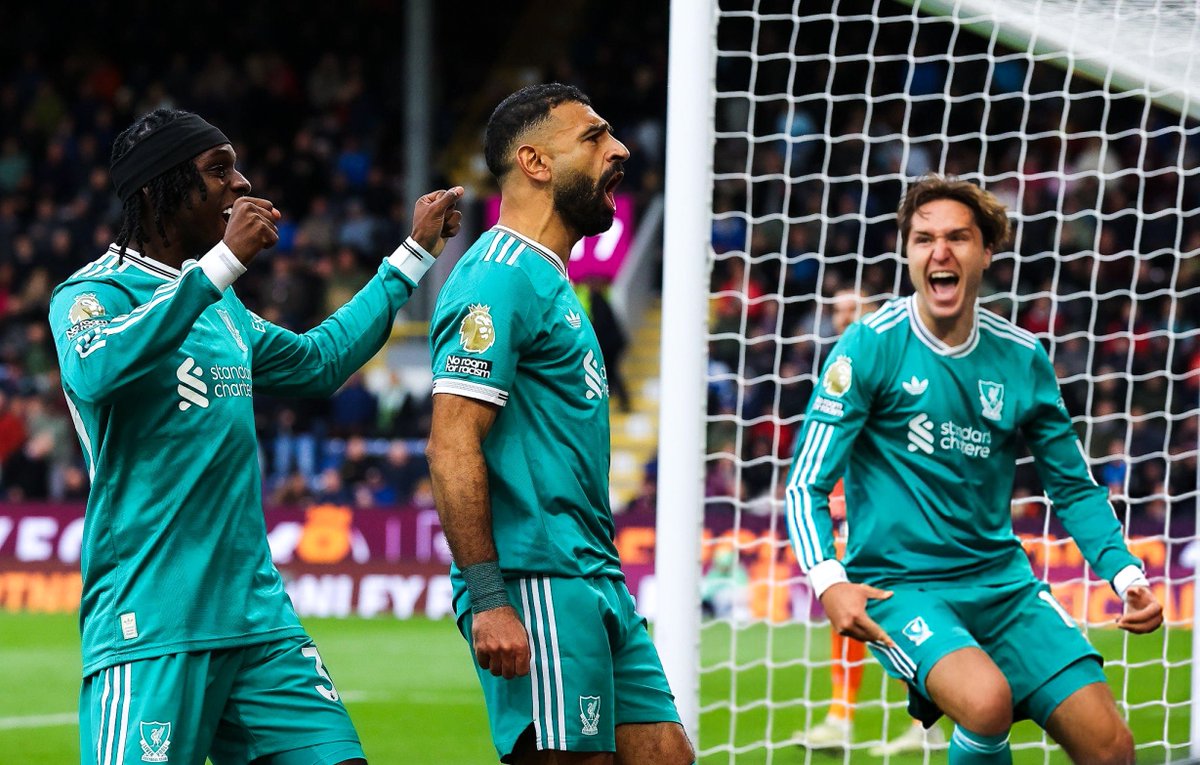 He’s a Kopite now 💚🇮🇹