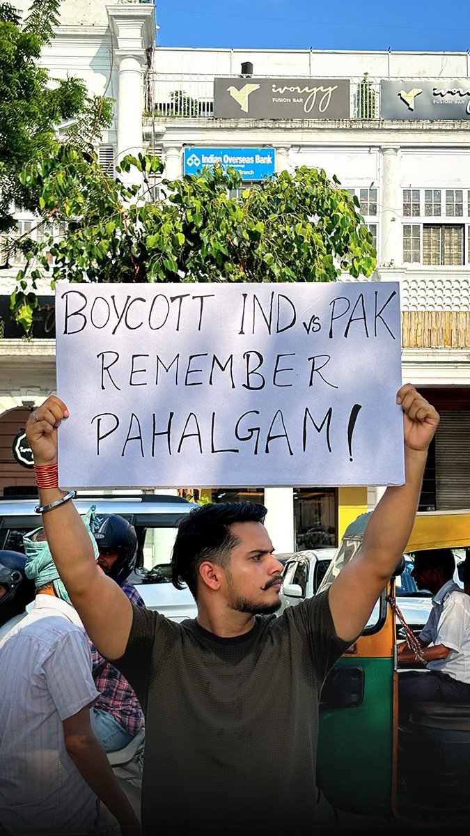 Playing Pakistan now is an insult to martyrs. 🇮🇳 

Agree ?? #INDvsPAK