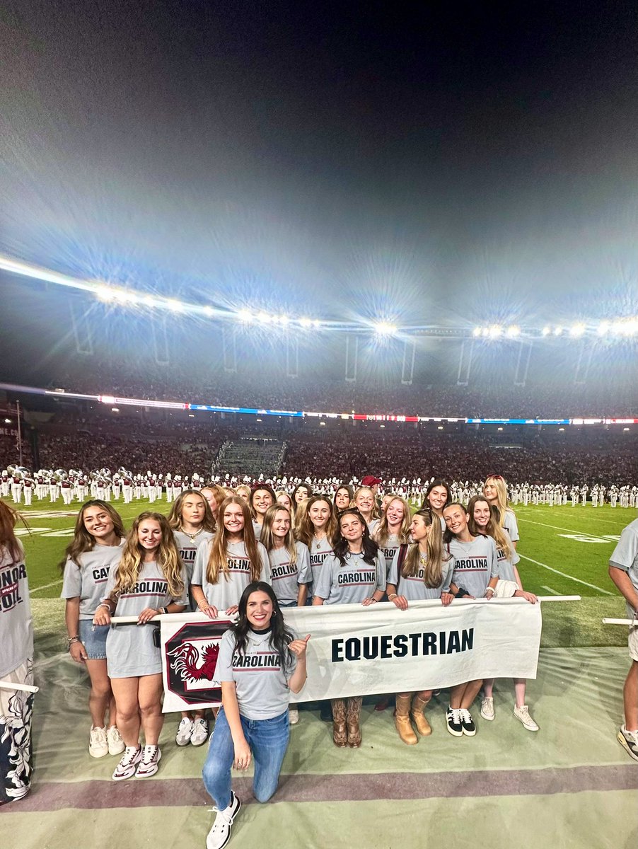 Loved celebrating <a href="/GamecockBSB/">South Carolina Baseball</a> and <a href="/GamecockEQ/">South Carolina Equestrian</a> last night during AD Honor Roll!

Always proud of the work my student-athletes put in the classroom! 🤙📚