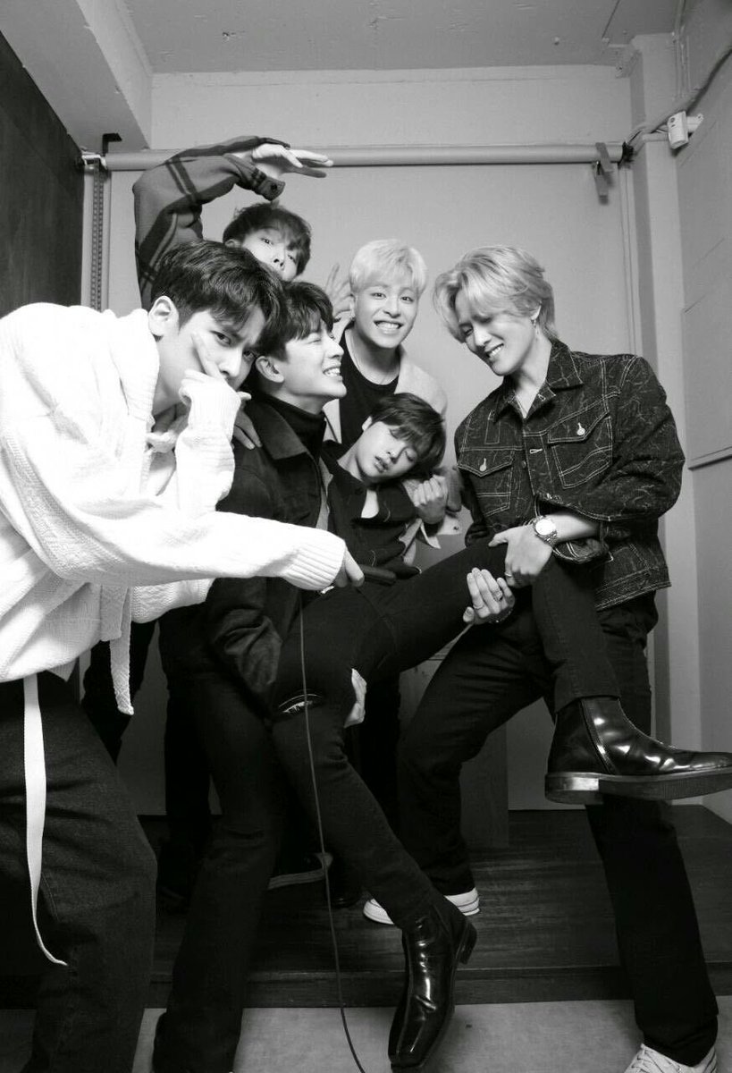 ranikaindaeyo's tweet image. ผ่านไป 10 ปีไม่เคยเสียใจสักวันที่รักไอค่อน อยากให้ิอยู่ฉลองด้วยกันไปจน 20 30 40 50 60 70 ปีเลย ขอบคุณที่มาเป็นไอค่อนนะ ♥️

A DECADE OF UNSTOPPABLES
#ADecadeWithiKON 
#아이콘과천천히걸어온10년 
#iKON #아이콘 @iKONIC_143