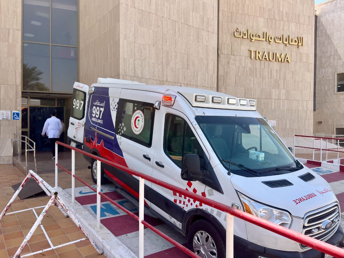 Cluster1_Riyadh's tweet photo. دشّن المدير التنفيذي لنطاق الخرج، أ. فهد الممخور، مسار #الجلطات_الدماغية بقسم الطوارئ في مستشفى الملك خالد بالخرج، وذلك بالتعاون مع هيئة الهلال الأحمر السعودي بمحافظتَي الخرج والدلم، بهدف تعزيز جودة الخدمة وتسريع الاستجابة للحالات الحرجة. https://t.co/2W2ALiO6Xc