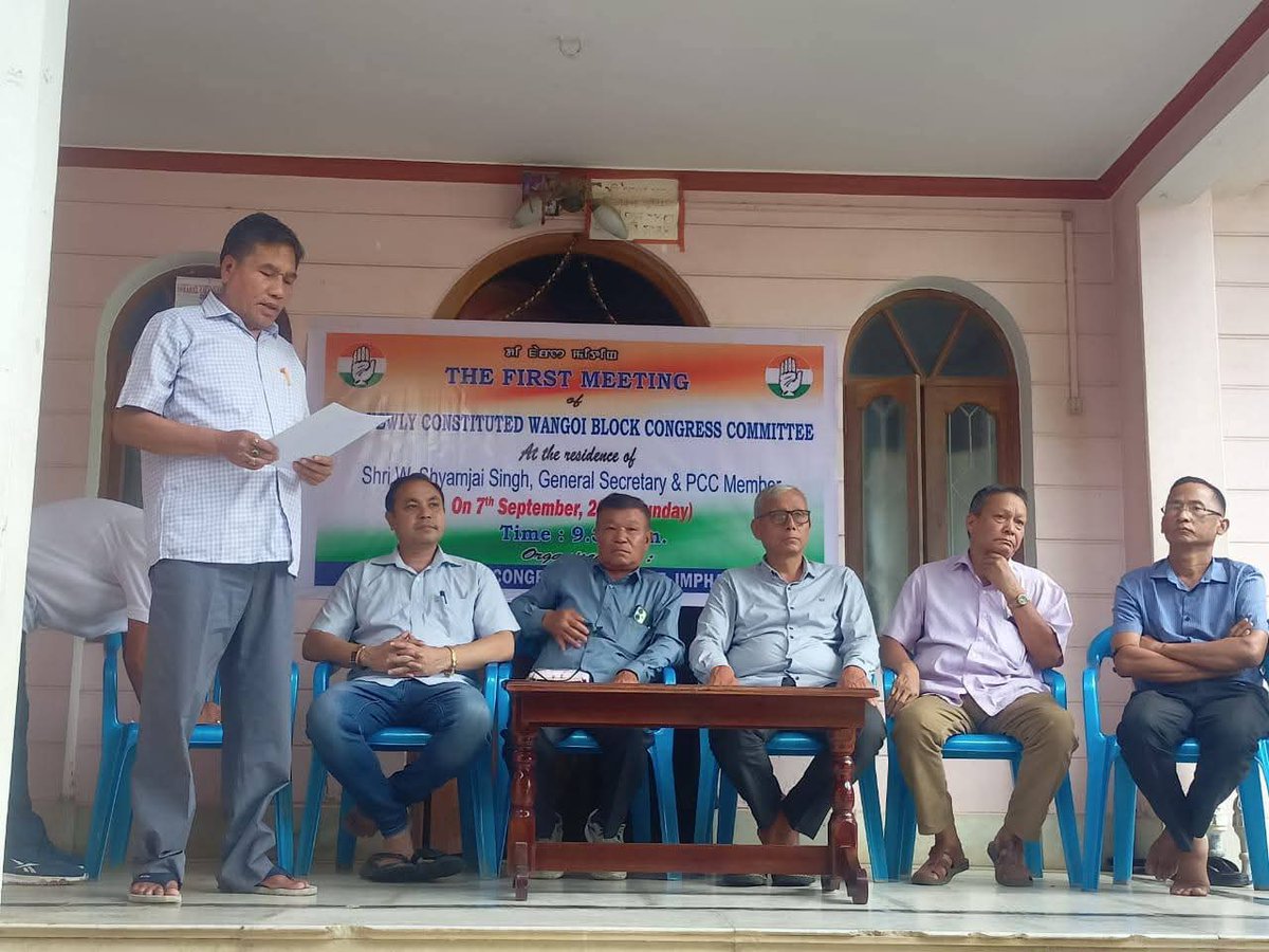 YmZakirHussain's tweet photo. Attended the 1st meeting of the newly constituted Wangoi Block Congress Committee at the residence of Shri W. Shyamjai Singh, Gen. Secy. & PCC Member, @INCManipur.
Great discussions with party workers on strengthening the Congress at the grassroots. ✊ #Wangoi #MPCC #Congress https://t.co/cf5S7FI36O