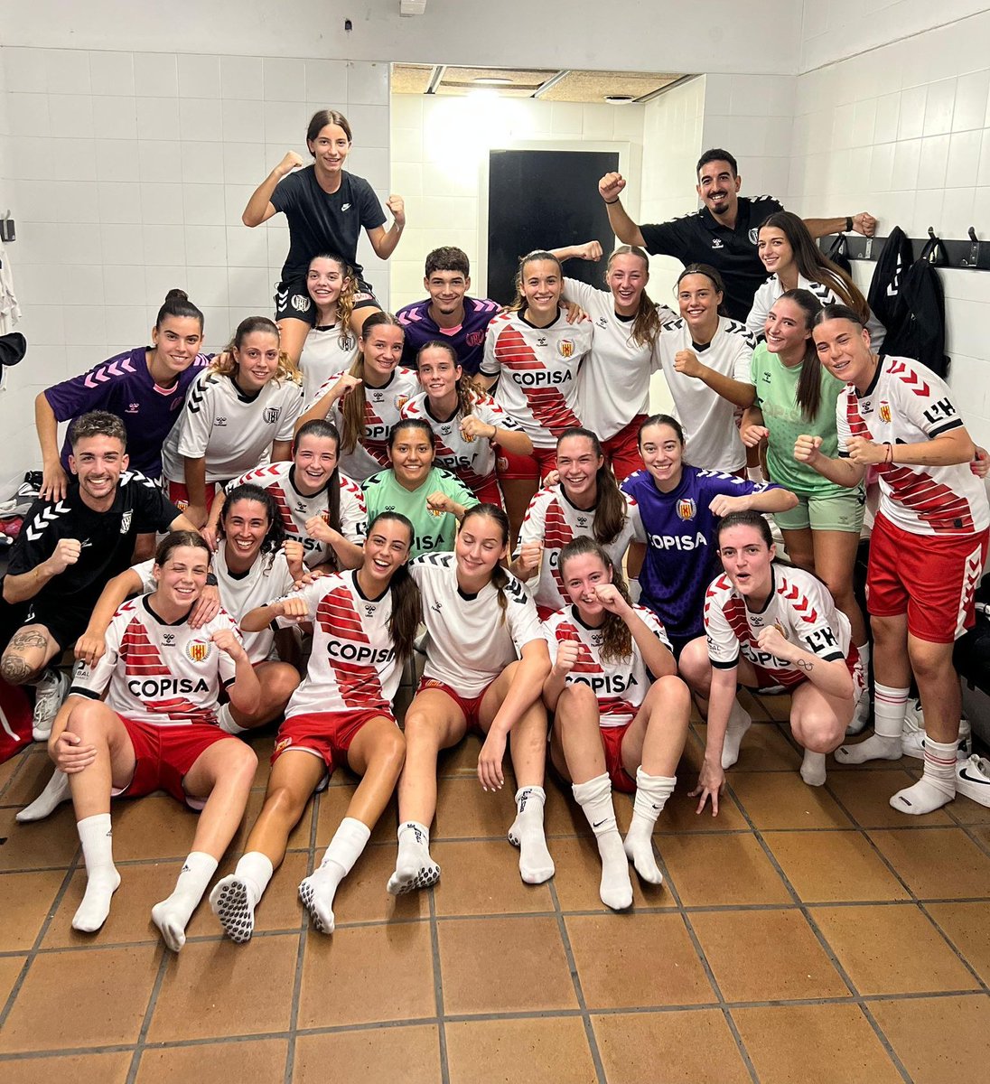 L'equip de <a href="/CGutierrez954/">Christian Gutiérrez</a> tanca la pretemporada amb un altre triomf en imposar-se amb claredat al <a href="/FClubSantboia/">Futbol Club Santboià</a> (1-4), amb gols de Miriam, la capitana <a href="/RaquelPortero/">Raquel Portero</a> i Ivy.

El proper cap de setmana, primera jornada de lliga rebent la @uefigueres (Dg 12h), a l'Estadi Municipal.