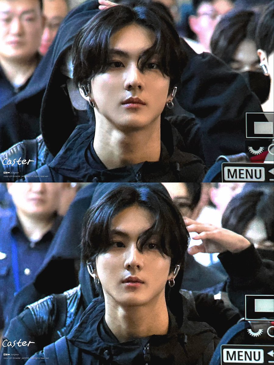 noircatwon's tweet image. phone teleported to my left hand