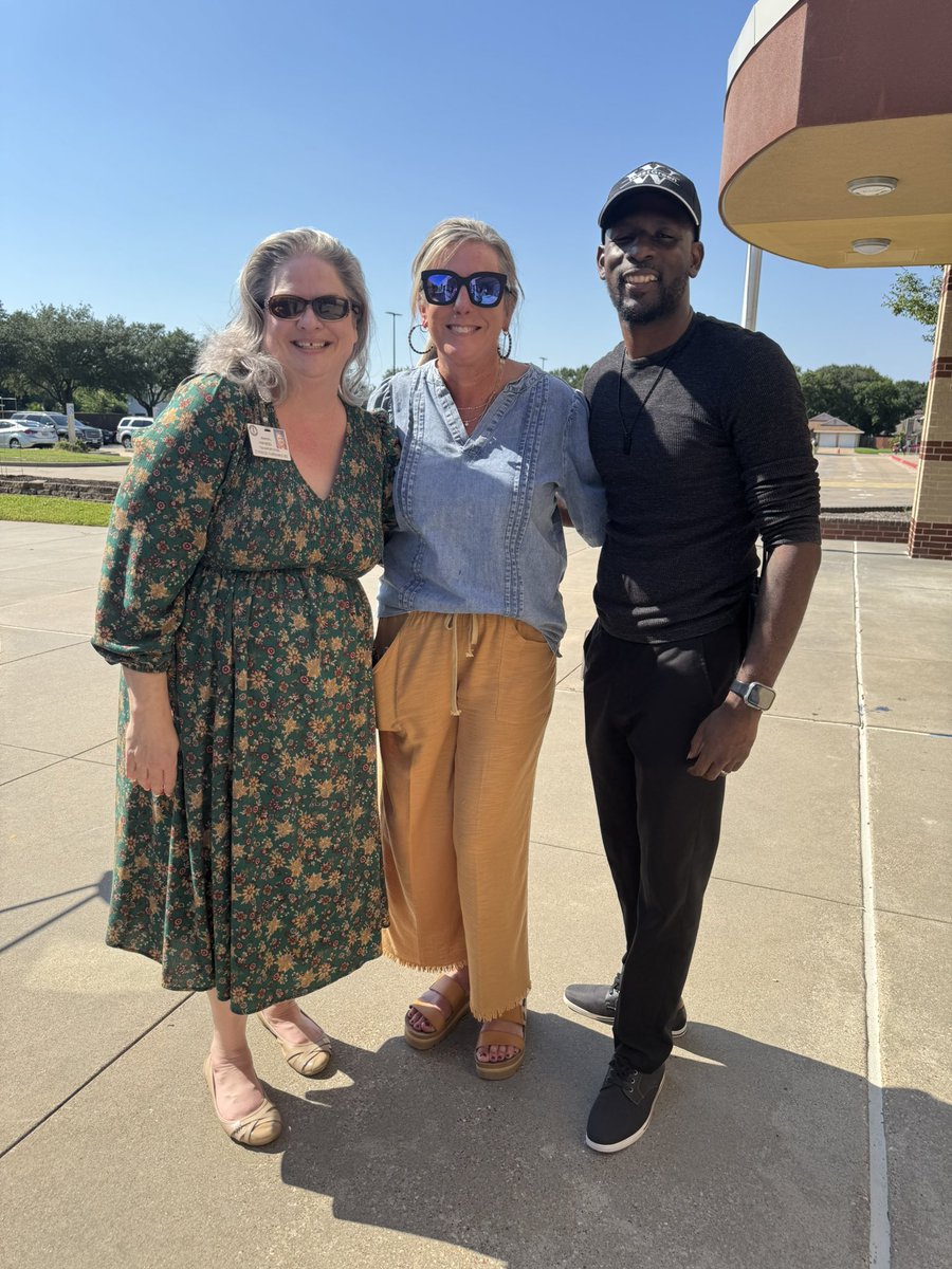 Toy Blair tweet media