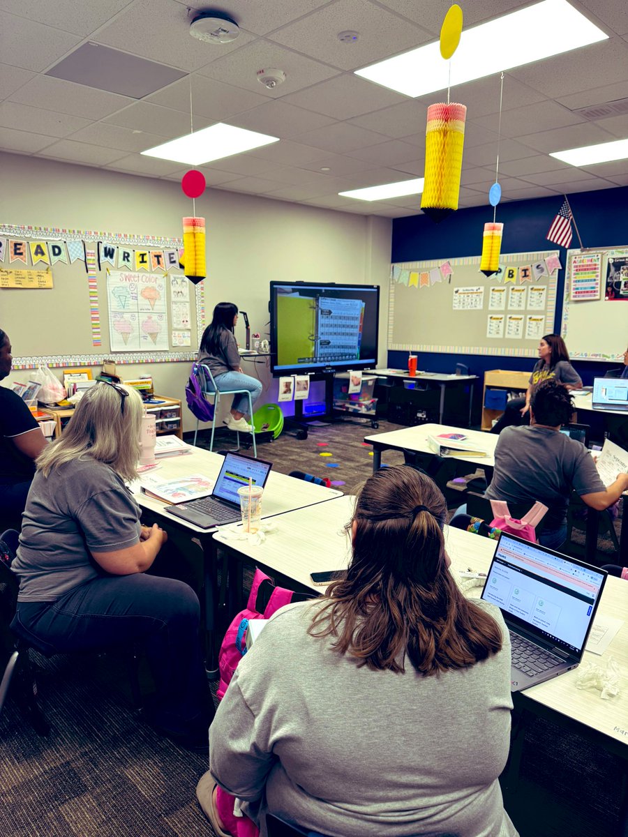 Toy Blair tweet media