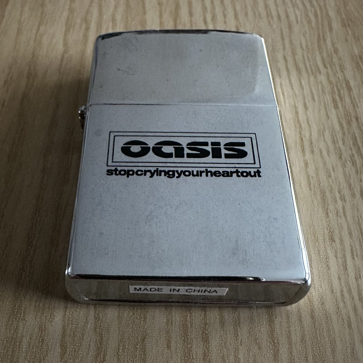 oasisrarities's tweet photo. Lighter #oasis #oasismusic #oasiscollectors #oasiscollector #oasiscollection #oasismemorabilia #oasislive #oasisrarities #oasisfans #oasisfansclub #stopcryingyourheartout #lighter #promoitem #zippo #musiccollection #indiemusic #indie #promo #bigbrother https://t.co/22knHYjd8B