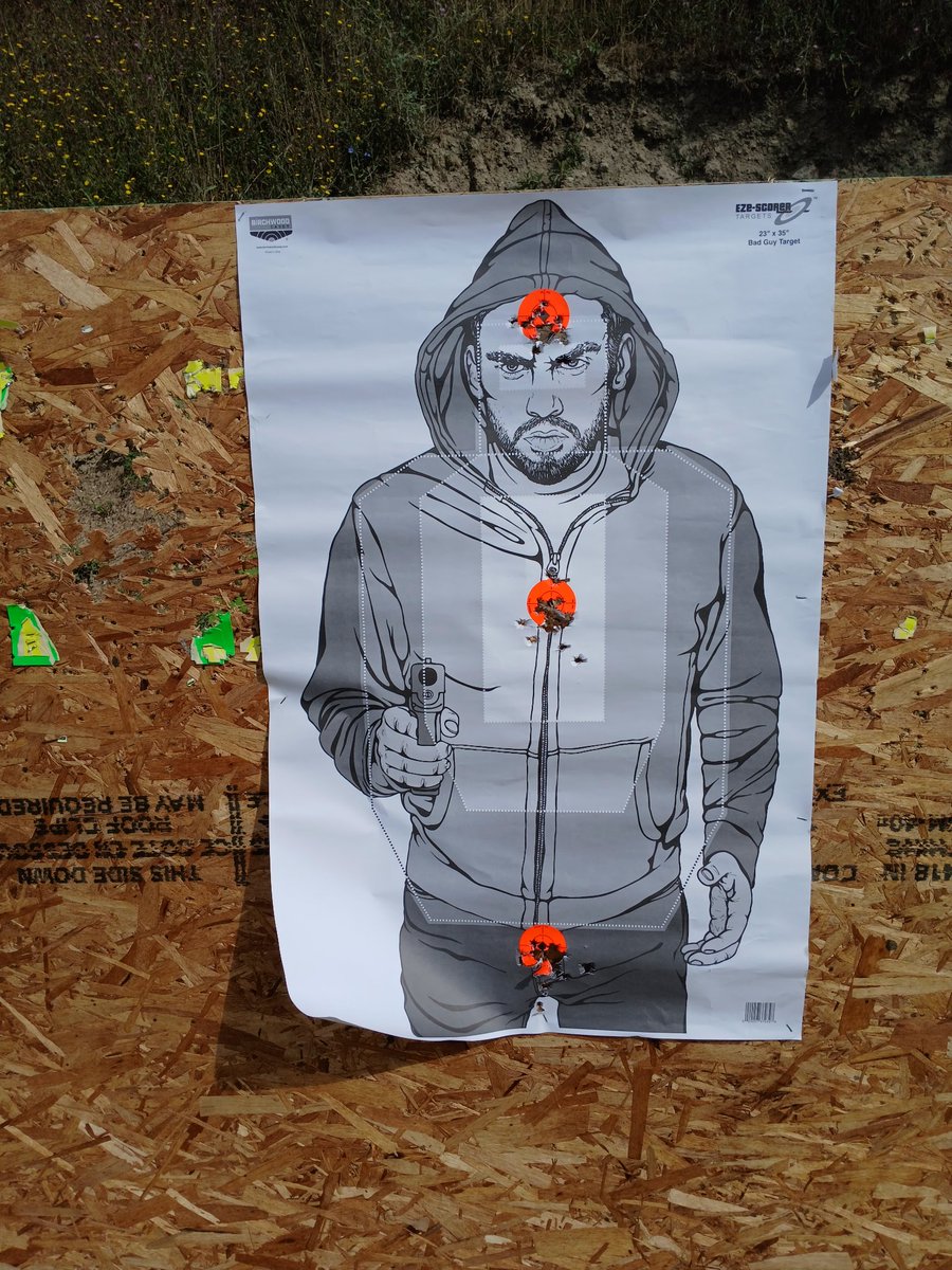 EmDBizzled's tweet image. I try to make the best use of range time. H&amp;amp;K vp9k/Holosun 507c green oracle with dot. Practice makes Better!