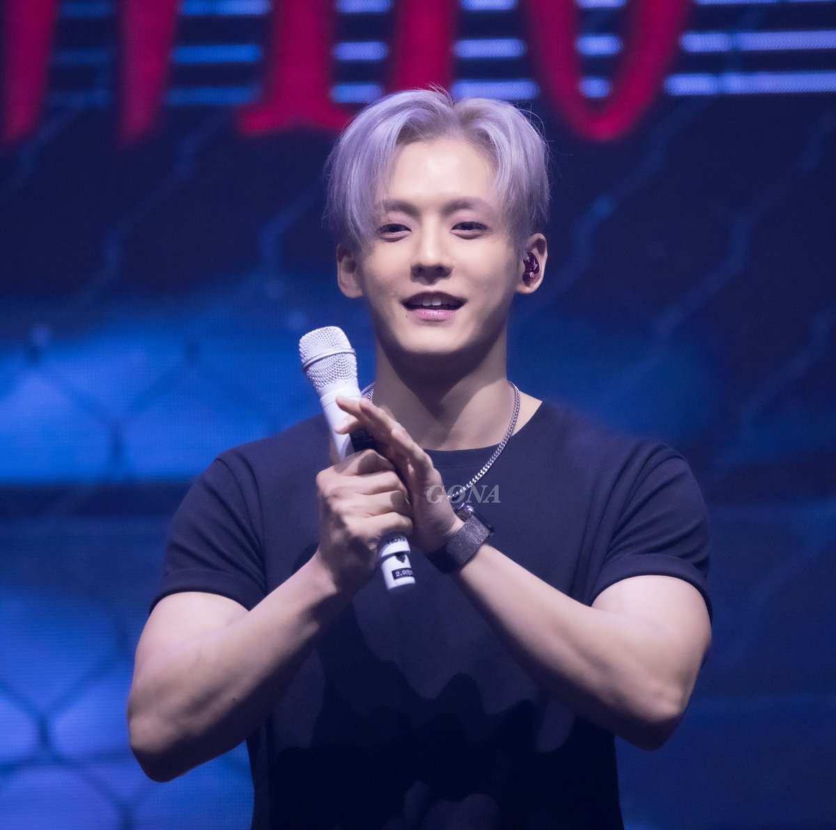 250913 LEE MINHYUK (HUTA) CONCERT <𝐇𝐎𝐎𝐊 - 𝐖𝐇𝐎 : 𝐊𝐈𝐍𝐆>
; Sound check

뽀송뽀송한 민혁 ◡̈

#비투비 #BTOB
#HOOK #WHO_KING
#이민혁 #LEEMINHYUK
#허타 #HUTA 
#HOOK기남겨볼게