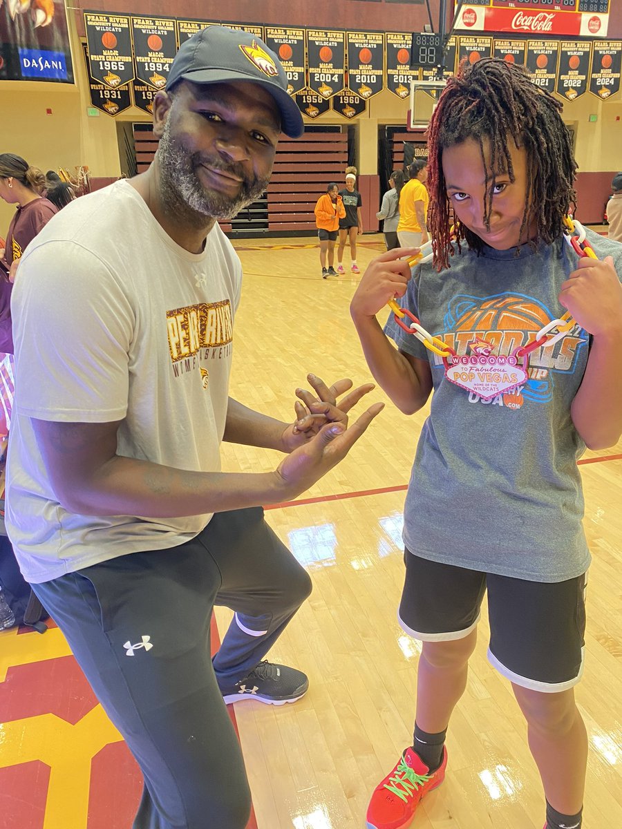 Bko_Brooke's tweet photo. After a great camp and talk with @ShanaeGovan 
I am very blessed and excited to receive an offer from Pearl River💛❤️! @PearlRiverWBB @TeasharraO @nbnbball @PGHArkansas  #AGTG https://t.co/yMNHEl6tK0