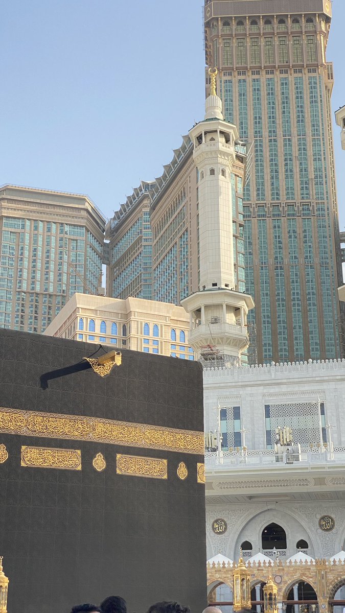 NotSoBasicAmira's tweet image. My dump 💗