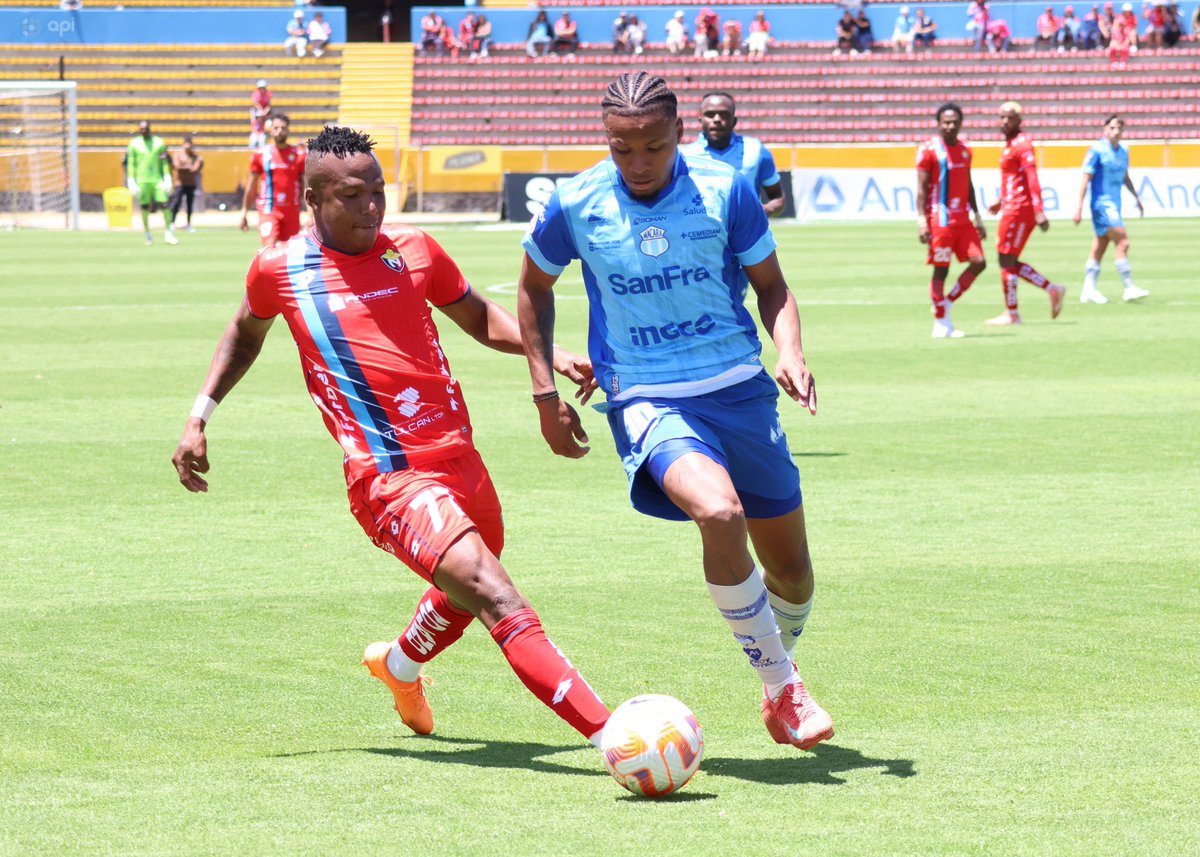 Final del partido en el Olímpico Atahualpa, #ElNacional 0-2 #Macara 

#LigaEcuabet