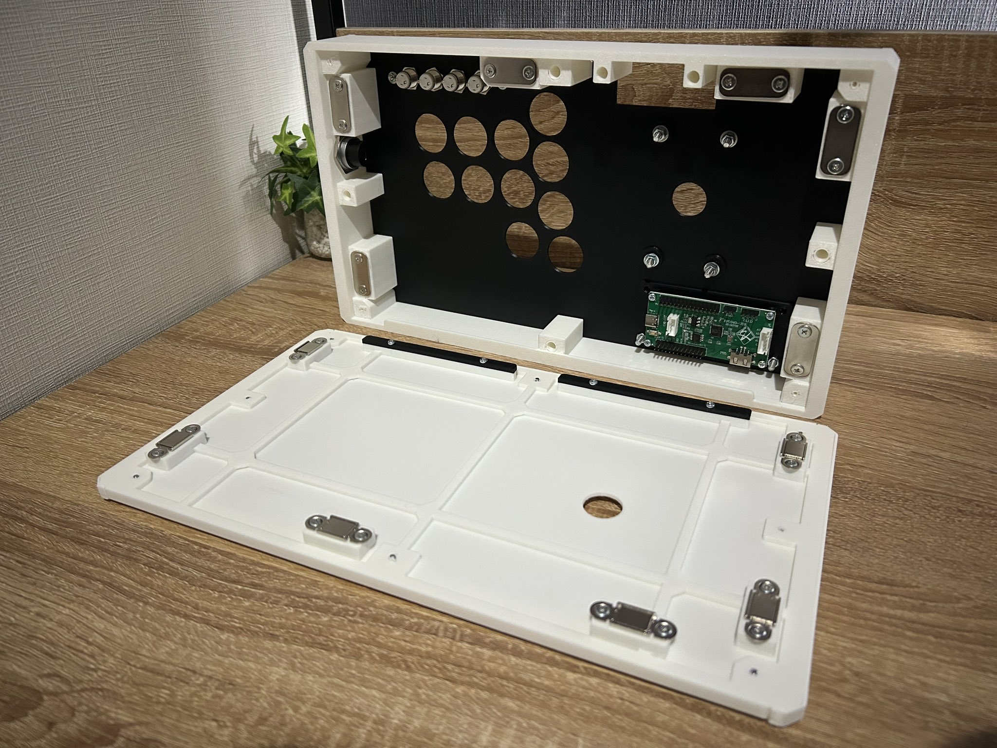G00a29UaIAAP_sv.jpg:large