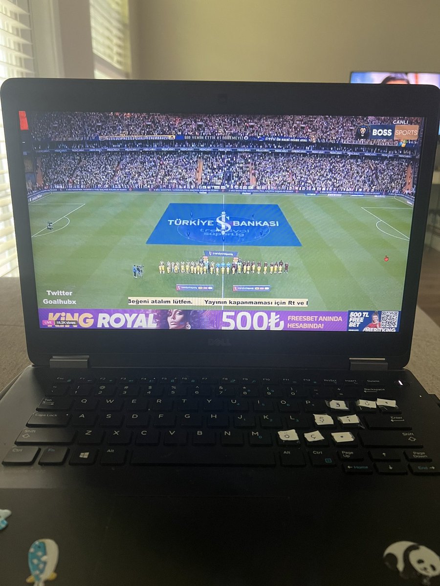 asilim0101's tweet photo. Match day 💛💙 POMPAKEEE 🚀🚀🚀 https://t.co/NYRPpDP5vm