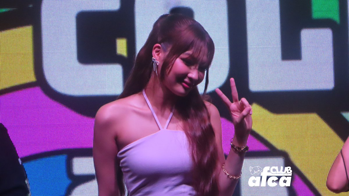_allforcolaiah's tweet photo. We also wish you love, peace and happiness our dear Coletian 🫶💚

Happiest Birthday, our girlypop @bini_colet 🥳

#AceColetDay 
#AllForCOLAIAH https://t.co/Pl8T76clR4