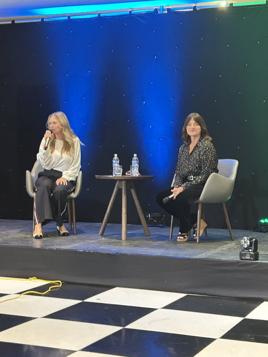 Miss Andrea tweet media