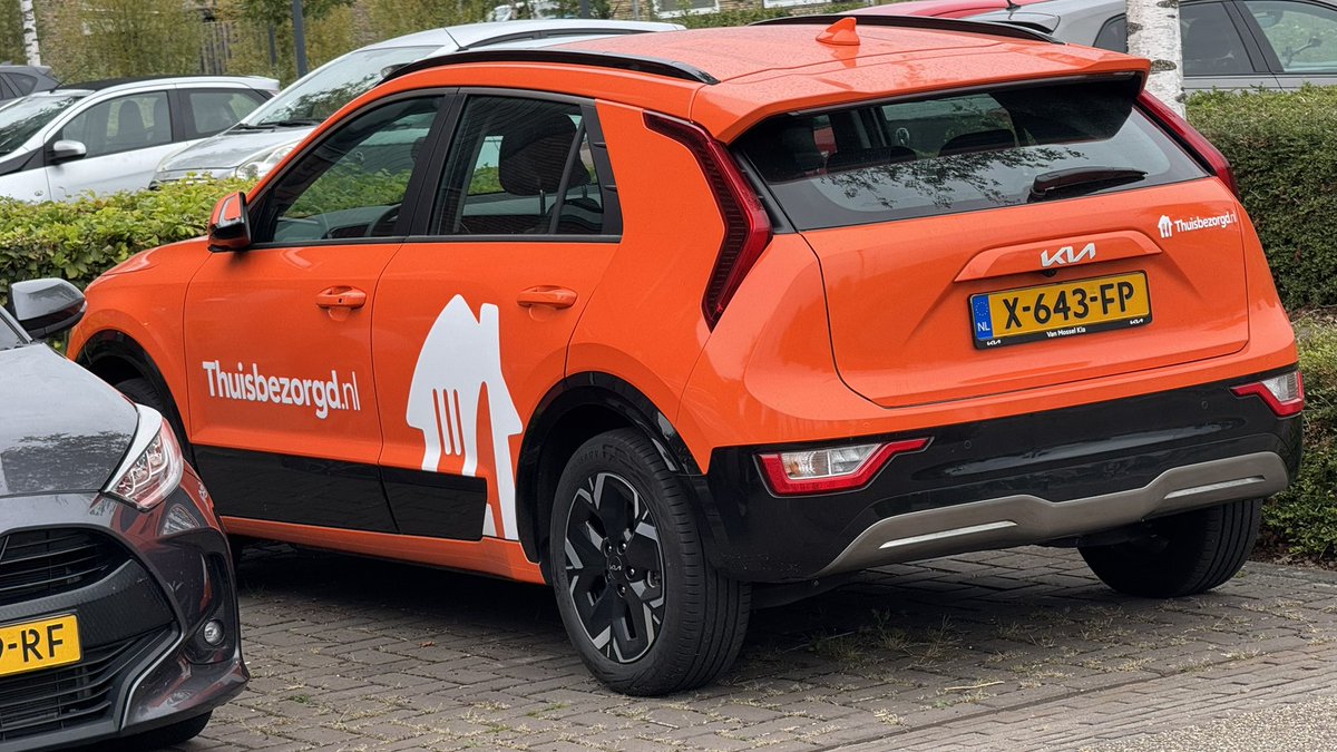 Hi <a href="/thuisbezorgd/">Thuisbezorgd.nl</a> how can I return this car to you? This car DOES NOT belong in our neighbourhood in Eindhoven. Thanks!