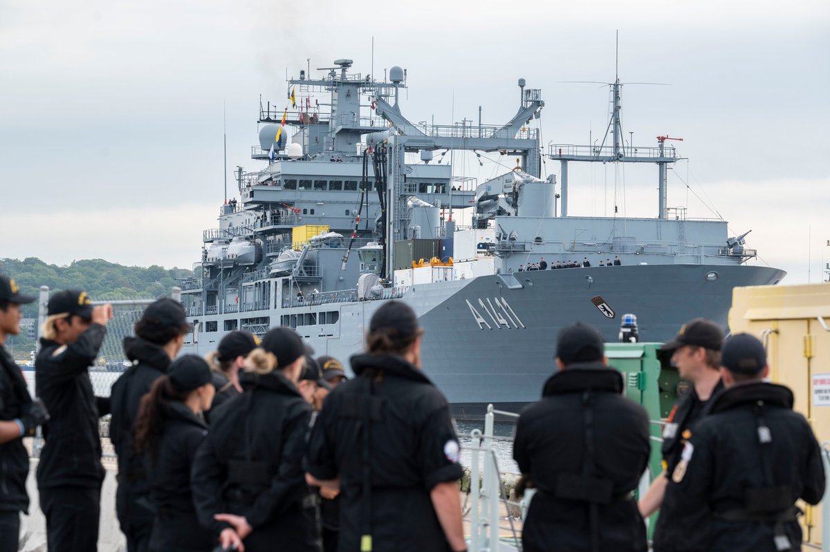 German visit offers preview of JSS design

The Berlin-class design is the basis for Canada’s new Joint Support Ships, the future HMCS Protecteur and HMCS Preserver, currently under construction at Seaspan Shipyards in Vancouver.

tridentnewspaper.com/german-visit-o…