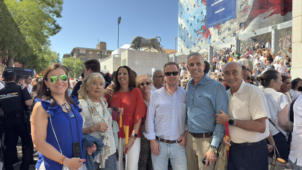 voxboadilla's tweet image. Comienza la reconquista!!⚔️🇪🇸

Reconquistaremos #España para que las políticas climáticas, sexistas, migratorias, culturales, religiosas, de adoctrinamiento, acordadas entre rojos y azules, dejen de perjudicar a los españoles

#Vox #Boadilla #EuropaViva2025 @patriotseu @vox_es