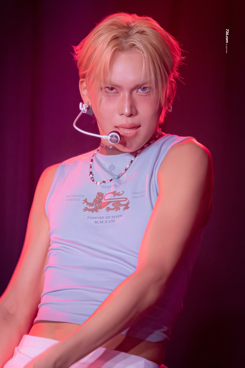 726dotcom's tweet image. 250829 도쿄 공연 2부
#XLOV #엑스러브 #현 #HYUN #ヒョン #김진형