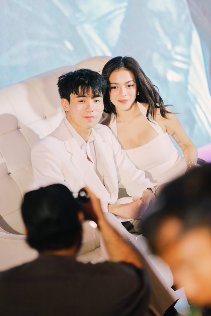 yancaringal_'s tweet image. Palazzo de MikBrent: The Velvet Hours 💜

📷 Yan Caringal for Hi, Hello Studios

@brentymanalo @mikslmnc @nangnongs_ofc @mikbrentofc 

#MikBrent #PalazzoDeMikbrent  #ShotsbyYan #HiHelloStudios