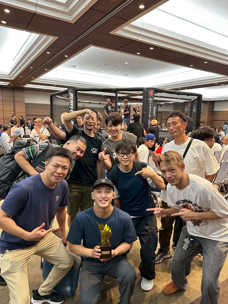 2025/09/14に行われた #TTFCHALLENGE11 に出場し、延長判定で勝ちました！

TTF代表の長南亮様ならびにスタッフの皆様、闘って下さった千種純平選手・大阪稲垣組の皆様ありがとうございました！
カツヤさん・シンヤさんを始めとするSUBMITMMAのメンバーの皆様、応援団の皆様ありがとうございました！🙇‍♂️