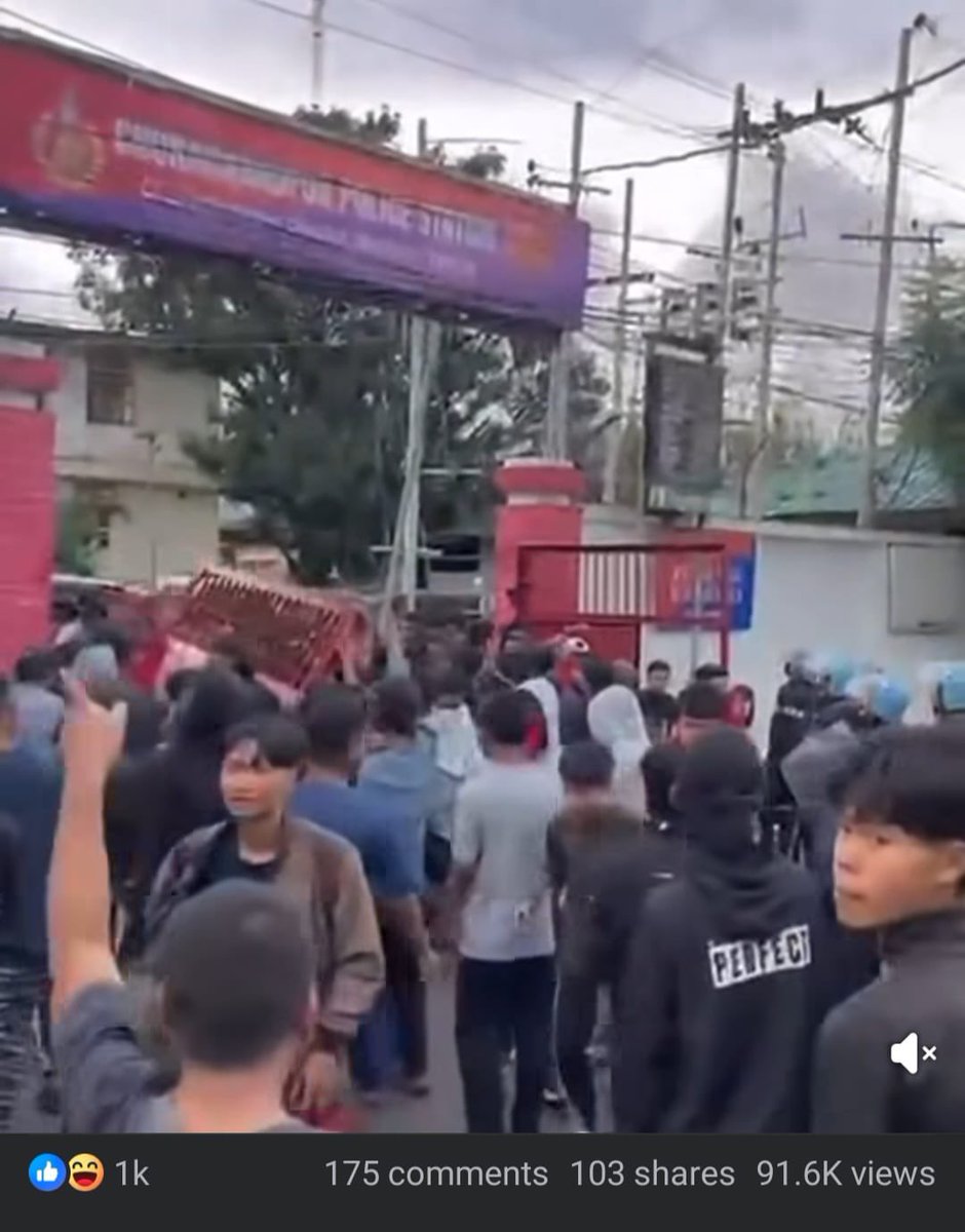 Churachandpur Police Station Gate was dismantled once again today, 14 September 2025, by Kuki-Zomi mobs barely a day after the Prime Minister’s address. The incident stemmed from an attempt to forcibly break into the lockup to release individuals arrested for vandalising the