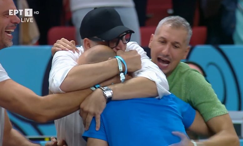 Το AlterEgo της Ντένης tweet media