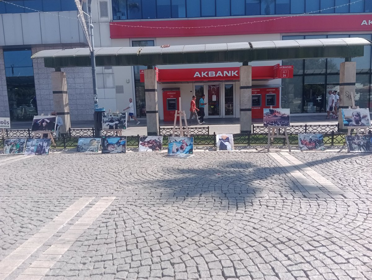 İlbaşkanlığımızın Konak meydanında küresel Sumud filosuna destek için,  düzenlediği basın açıklamasına katıldık.