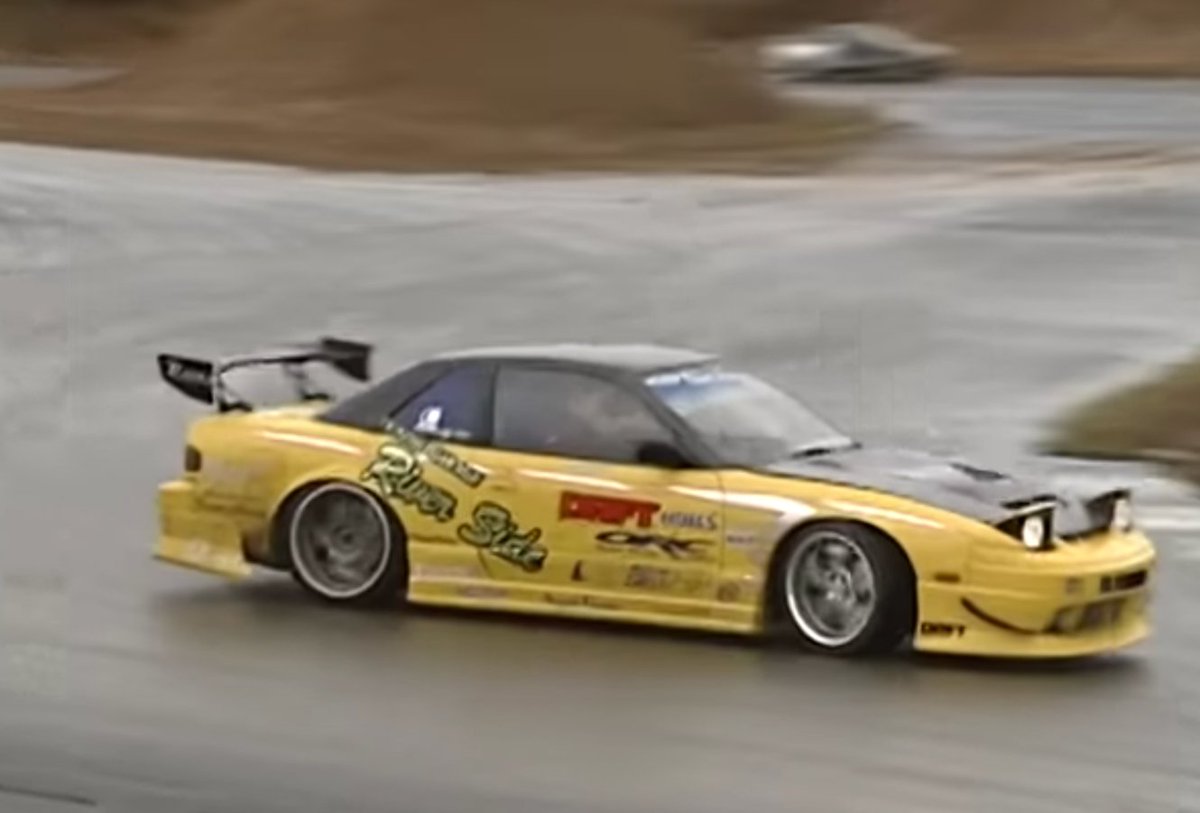 Images of various cars tweet media