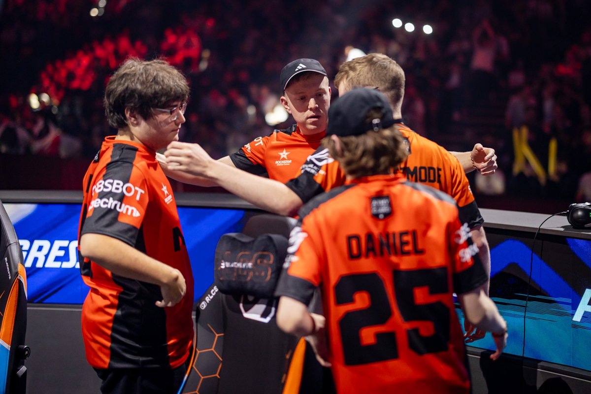 Rocket Baguette tweet media