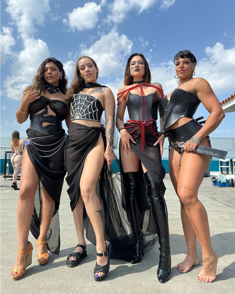 I met so many powerful Goddesses in the last days and feel beyond inspired and uplifted 😈 I am really looking forward to the celebration tonight! <a href="/MaywaPrincess/">PrincessMaywa_Leon</a>  <a href="/Littlegoth_bat/">LittleGoth_bat</a>  and <a href="/dominahazell/">Goddess Hazel Angel</a>