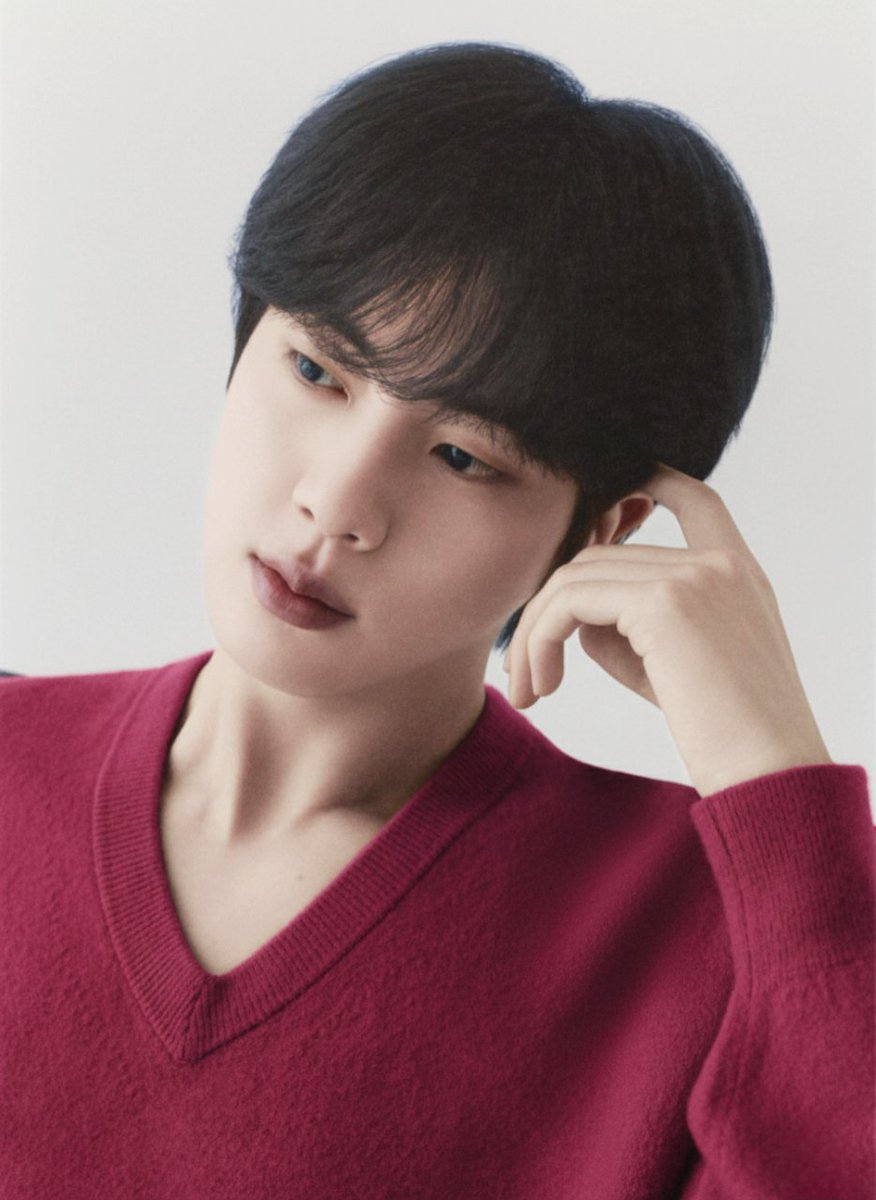 theappleforjin's tweet photo. i was trying gemini for good use. look how they turned our seokjin super pretty ! ⚘️ https://t.co/5RVNSJA0x5