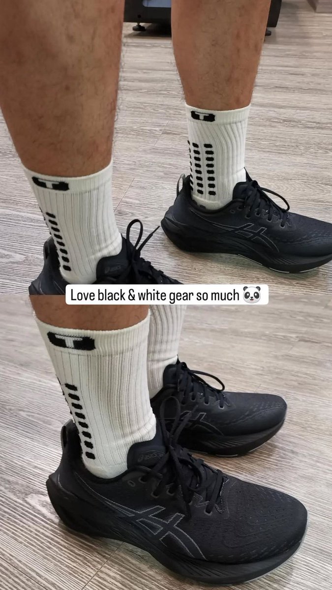 WTS / Want to Sale / For Sale / Dijual / Jual  Asics Novablast 4 (Wide) Size 43.5 / US 9,5/ 27,5 cm Mileage <50KM Pembelian di Asics Website Price: hit my DM📩 Note: Dijual karena kekecilan📷 #asics #jualsepatulari #asicsnovablast4 <a href="/runningshoesgur/">Running Shoes Guru</a> <a href="/tirta_cipeng/">TIRTA</a> <a href="/FnFjb/">FnF Jual Beli</a>