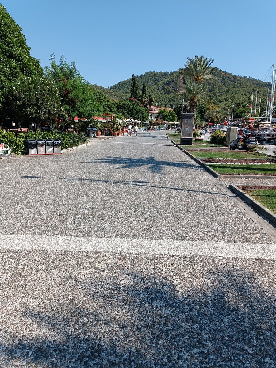 İyi akşamlar herkese 🙋‍♀️ Bugünü'de yedik çok şükür 😂 Koca iki gün bitti 💐