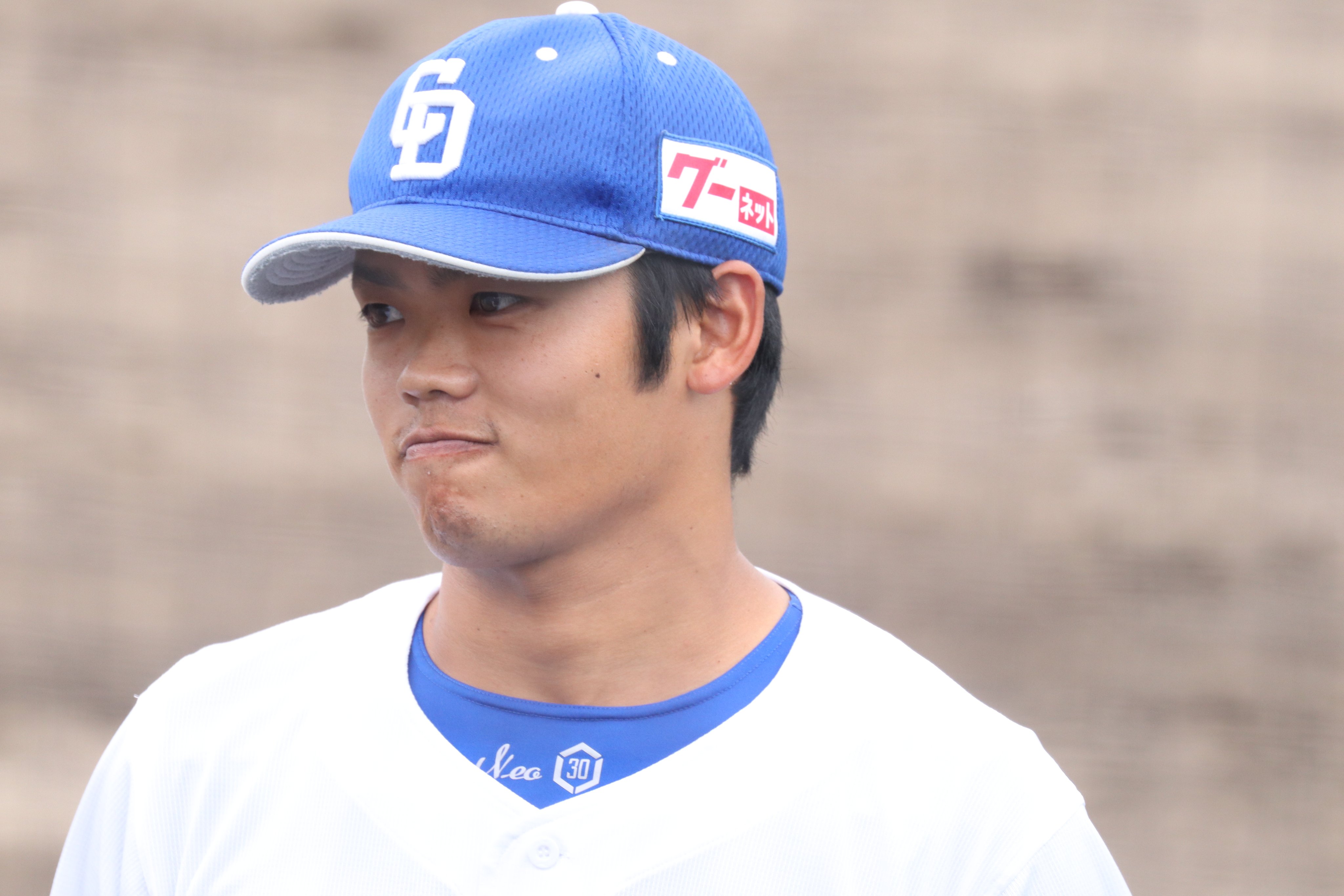 根尾昂　EPOCH 2020 デコモリ　25枚限定　ファーストナンバー ドラゴンズ公式】#根尾昂 選手が自己最速更新！ #Shorts - YouTube