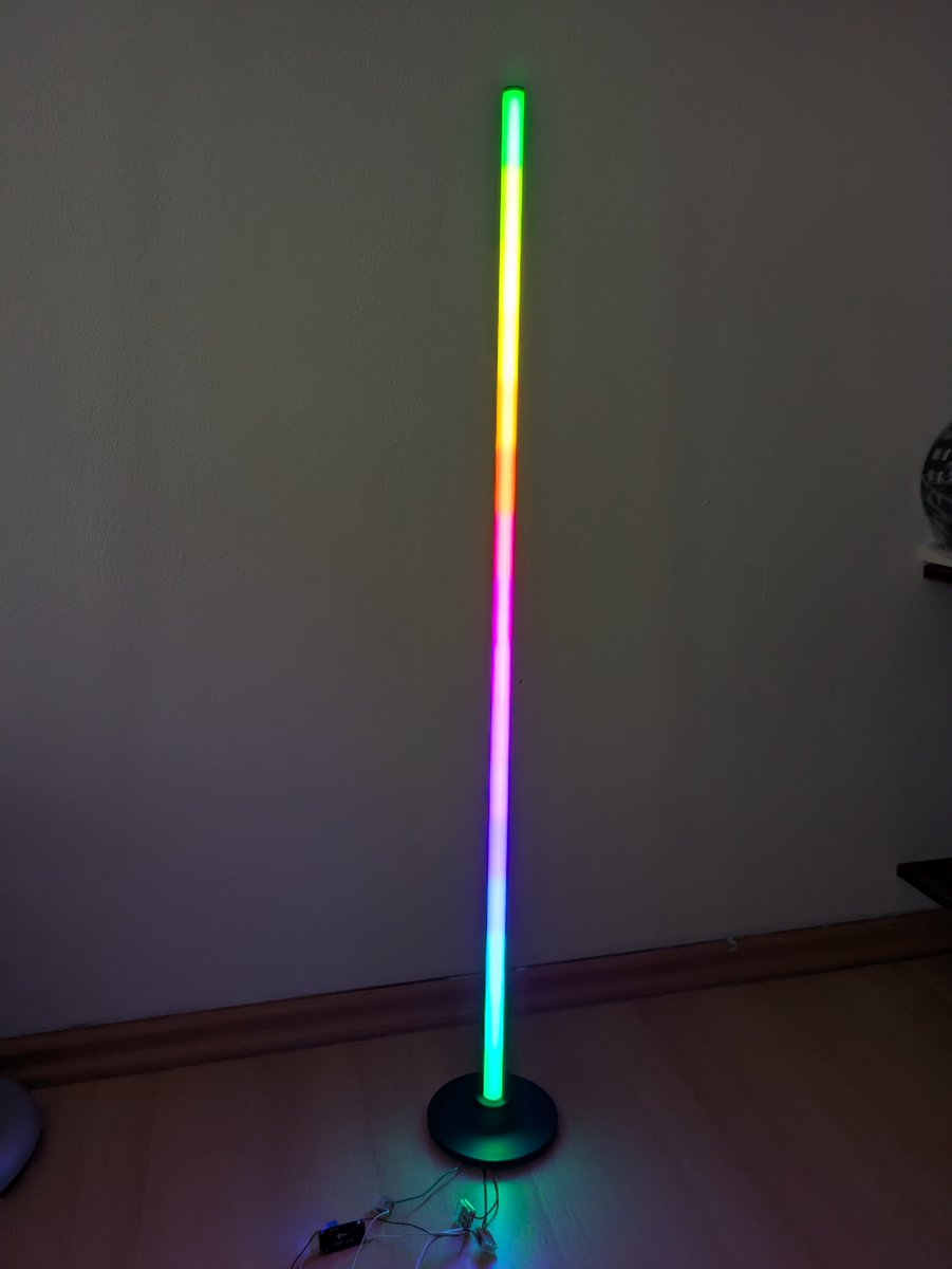 🅴🅼🆂🅸🆃 tweet media