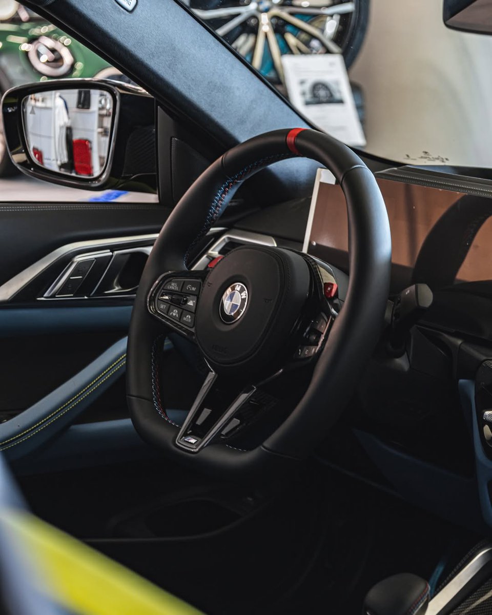 BMW_AGMC's tweet image. Not made to fit in. Made to fly past.​
Visit your nearest AGMC Showroom to take a test drive.​

لا تندمج مع التيار، بل تنفرد على الطريق.​
تفضل بزيارة أقرب صالة عرض AGMC لحجز تجربة القيادة.​

#BMWAGMC #BMW #THEM4 #M4 #M4Competition #MPower