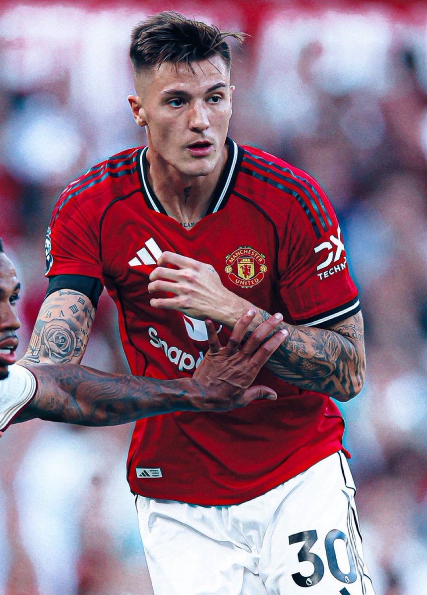 Man city 1-0 man united HT

- Anthony Taylor is a City fan
- I don't know why we didn't start Senne Lammens
- Ugarte and Dorgu been decent today.
- Benjamin Sesko is not getting service from the players.
- Mbeumo needs to wake up.

Wait for the comeback guys.