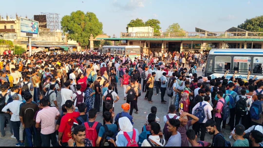 <a href="/madandilawar/">Madan Dilawar</a>  जी लाइबेरियन भर्ती के युवा लाचार है। लगभग 1 लाख युवाओं पर 548 पद बोहत कम है । कृपया नियमानुसार 50% (250 पदव्रद्धि )सम्भव है। कृपया कर पद व्रद्धि कर हमें भी खुशियां देवे
#Librarian_Post_Increase 
<a href="/rajeduofficial/">Dept of Education, Rajasthan</a> 
<a href="/KumariDiya/">Diya Kumari</a> 
<a href="/RajCMO/">CMO Rajasthan</a> 
<a href="/TheUpenYadav/">Upen Yadav (मोदी का परिवार)</a> 
<a href="/BJP4Rajasthan/">BJP Rajasthan</a> l