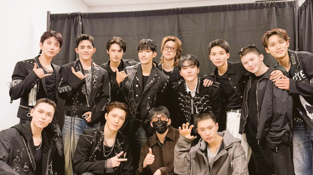 httpsmingoo's tweet image. — oh, aking tahanan 🫀