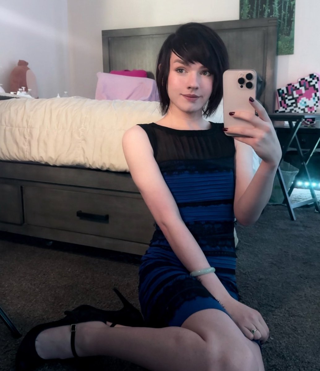 Found this old dress of mine, but i remember it being white and gold when i got it 🤔

#femboy #feminineboy #cuteboy #egirl #thedress #gay