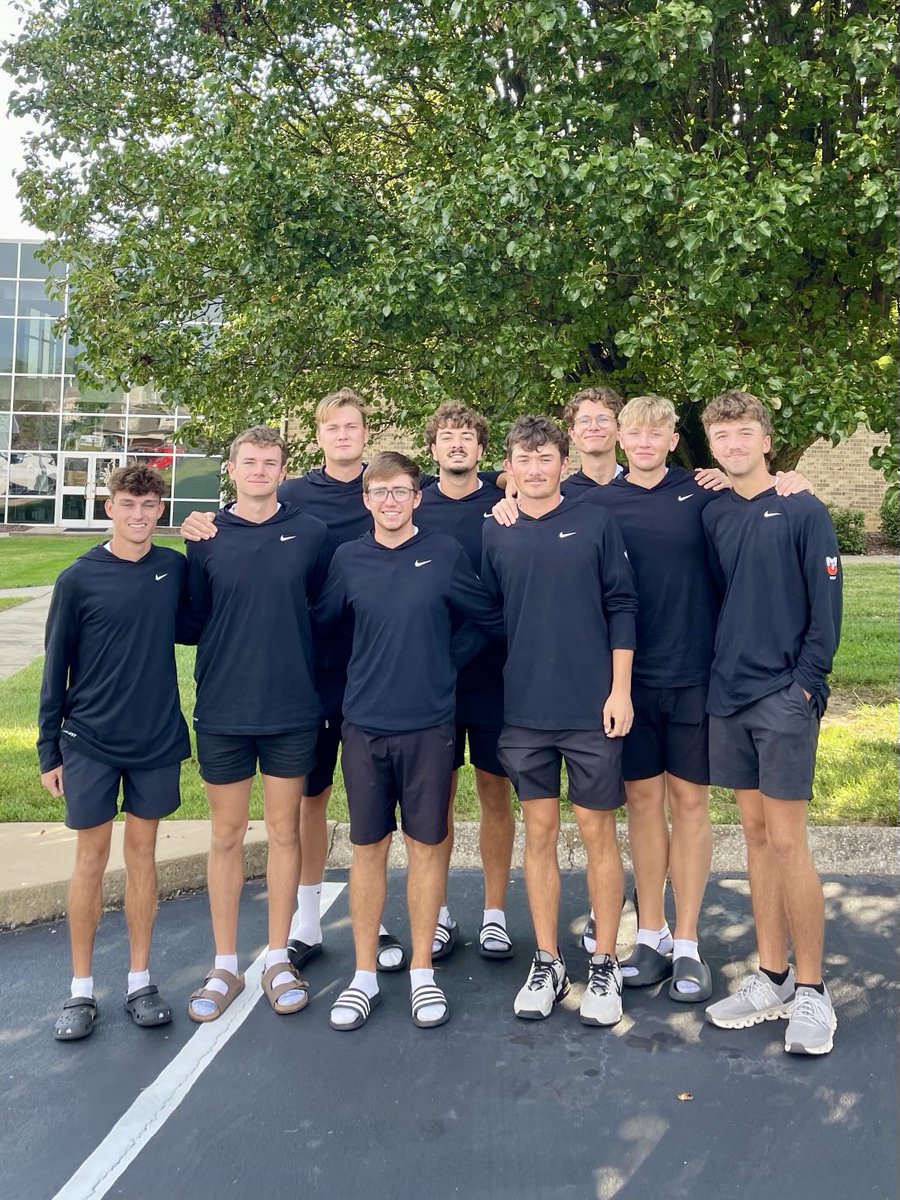 Buffs start their Sunday morning at First Christian Church Johnson City!  Practice round for The Fincastle Intercollegiate in Bluefield, VA this afternoon.  Go Buffs!  #GoMilliGolf!