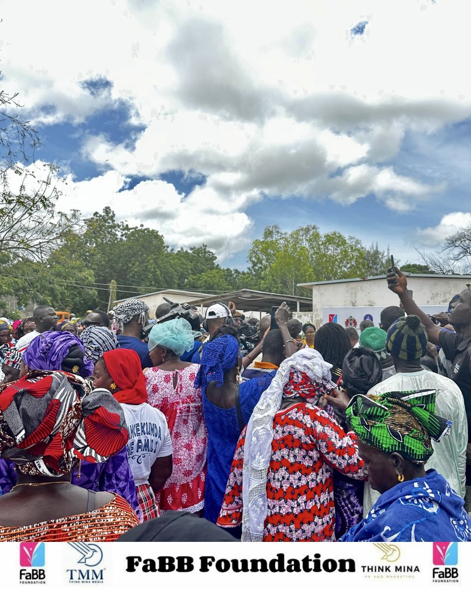 thinkMinaInt's tweet photo. 🚨 A milestone in Bansang!
By the FaBB Foundation, led by H.E. Fatoumatta Bah-Barrow, has laid the foundation stone for the first-ever Accident &amp; Emergency Unit at Bansang Hospital 🧱✨. (Official release soon)

🎥 PR by Think Mina | Coverage by Think Mina Media
#FaBBFoundation https://t.co/EZVyLiYs6e