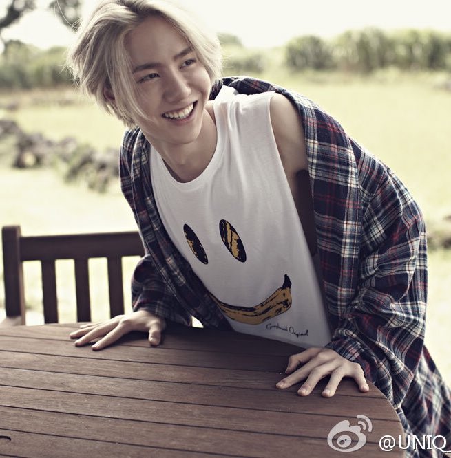140915 UNIQ_OFFICIAL weibo
yibo’s debut teaser photos : “A born dancer, the powerful maknae”

he was just a lil sunshine 🥹☀️