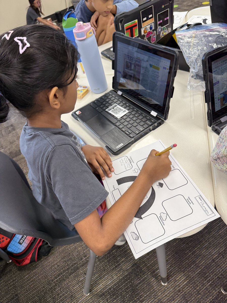 Paige Linekin tweet media