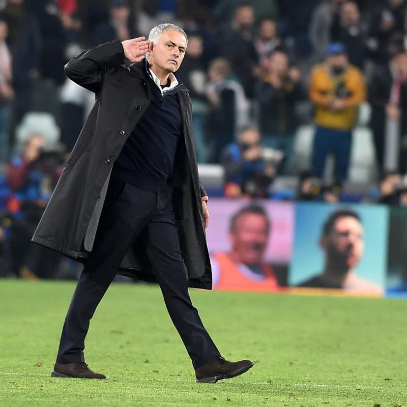 UTDShifty's tweet photo. Please Sack Amorim and Bring Back The Special One. Who Says No?? https://t.co/EttK45LOQx